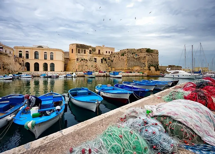 Pantabri - Casa Tipica Su Mare Nel Centro Storico Di *