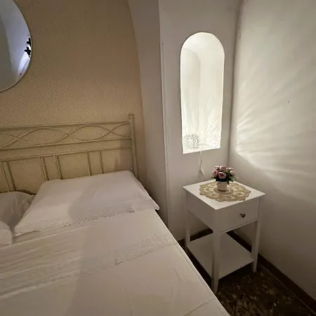 Pantabri - Casa Tipica Su Mare Nel Centro Storico Di 別荘 *