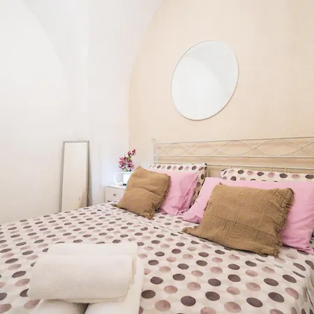 Pantabri - Casa Tipica Su Mare Nel Centro Storico Di Holiday home