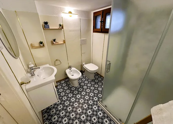 Pantabri - Casa Tipica Su Mare Nel Centro Storico Di